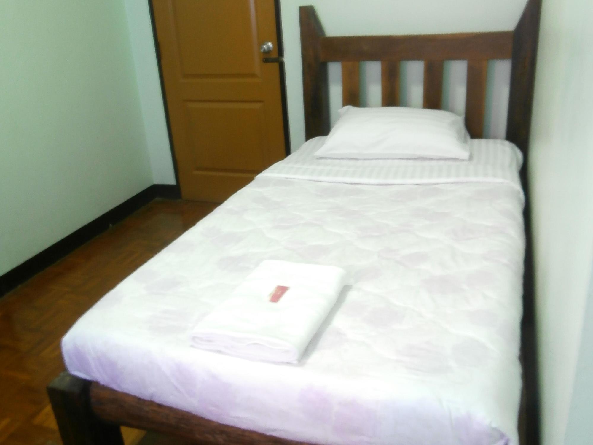 Nonni Guesthouse Chiang Mai Exterior photo