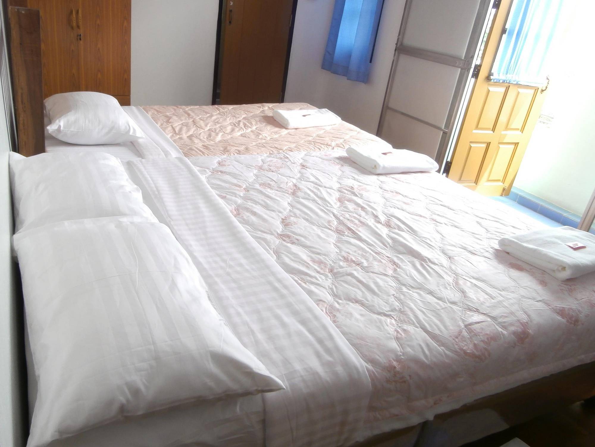 Nonni Guesthouse Chiang Mai Exterior photo